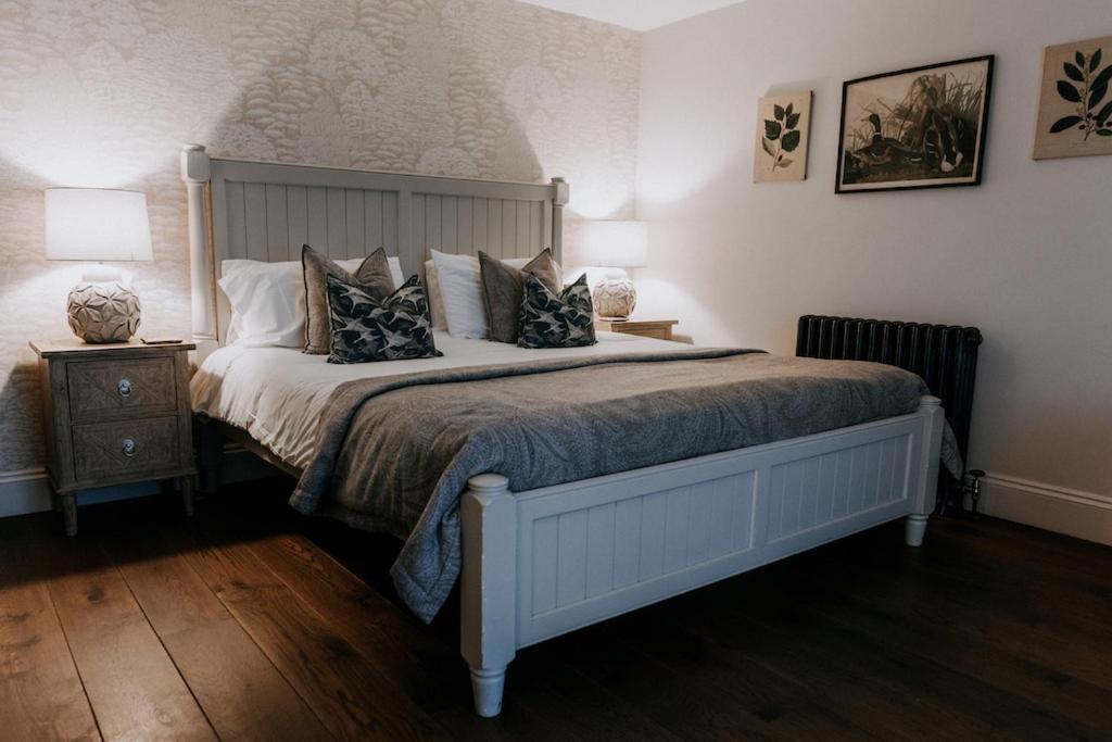 The Ferry House Bed & Breakfast Eastchurch Bagian luar foto